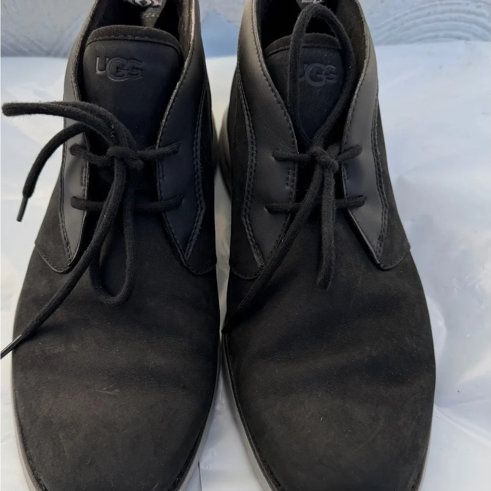 UGG Men's Black Chukka Boots